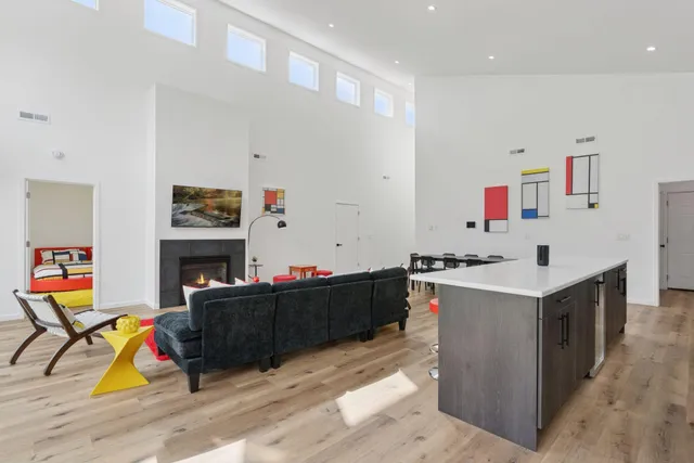 $649,900 | 1013 Gardner Street, Wayzata, MN 55391