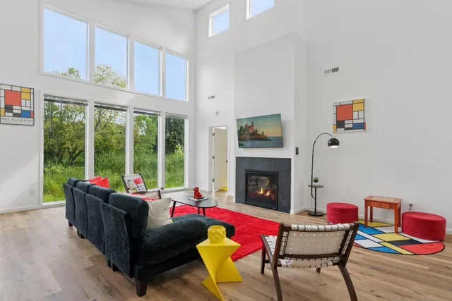 $649,900 | 1013 Gardner Street, Wayzata, MN 55391