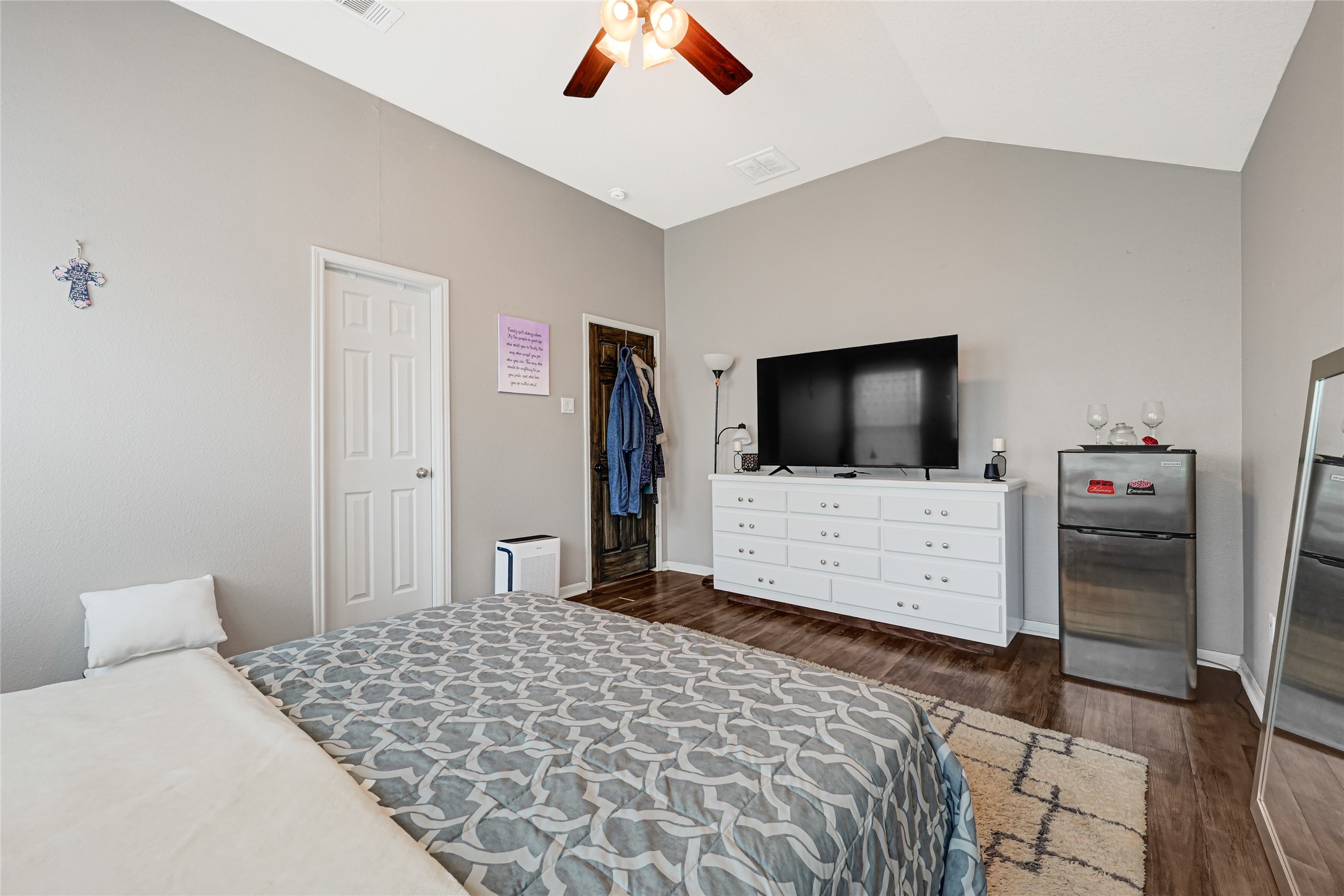 9825 Hyacinth Way Conroe, TX 77385 - Photo 15 of 21