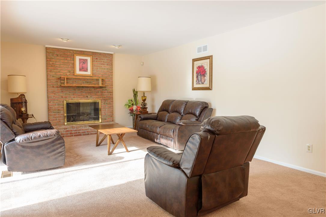 3126 Margate Road Bethlehem, PA 18020 - Photo 17 of 50 Gallery Image 17