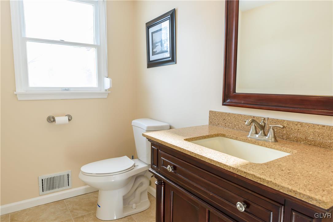 3126 Margate Road Bethlehem, PA 18020 - Photo 20 of 50 Gallery Image 20