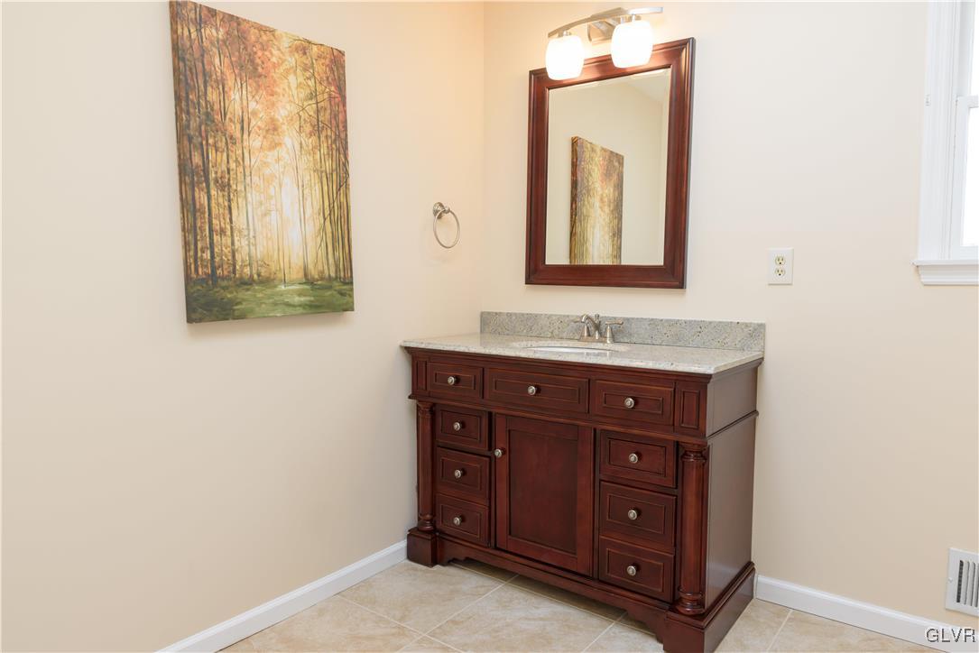 3126 Margate Road Bethlehem, PA 18020 - Photo 28 of 50 Gallery Image 28