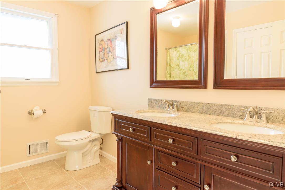 3126 Margate Road Bethlehem, PA 18020 - Photo 32 of 50 Gallery Image 32