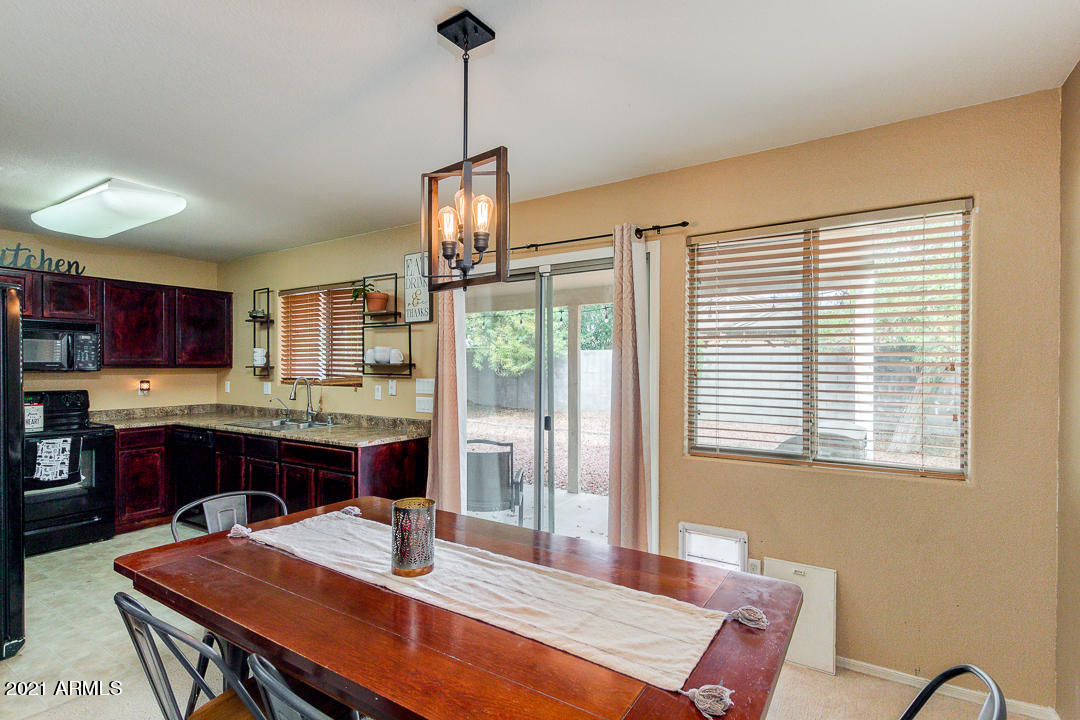 17432 West Calavar Road Surprise, AZ 85388 - Photo 9 of 33 08-Calalvar