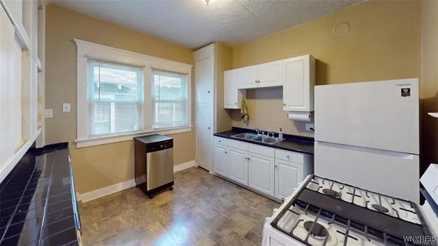 $1,700 | 139 Fordham Drive, Buffalo, NY 14216