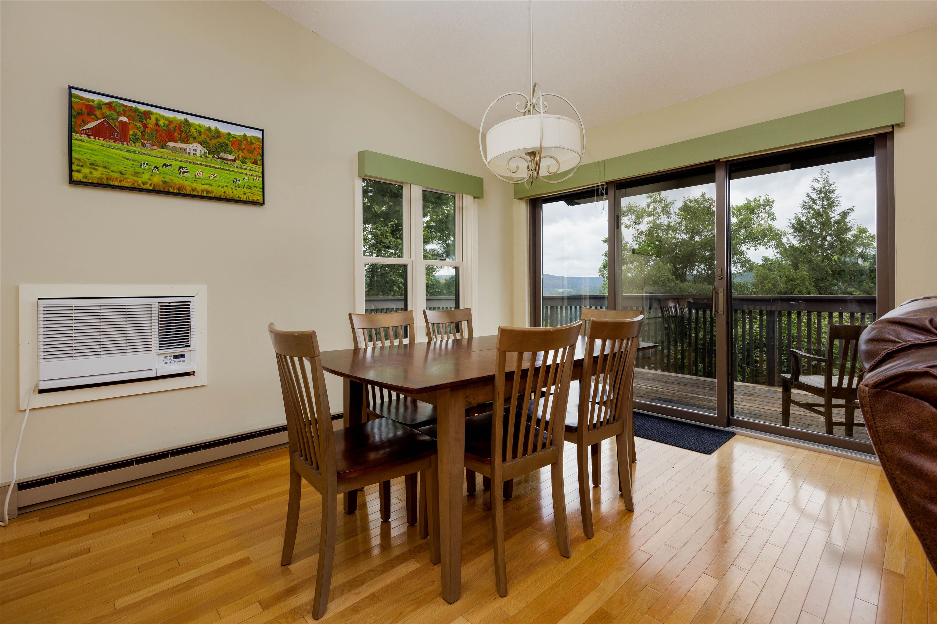 443 Alden Partridge Road, Unit 3D Hartford, VT 05059 - Photo 17 of 41 Gallery Image 17