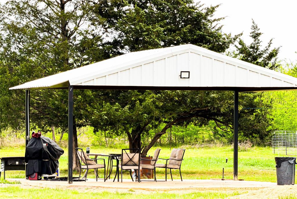 11124 Boren Road Wortham, TX 76693 - Photo 9 of 32