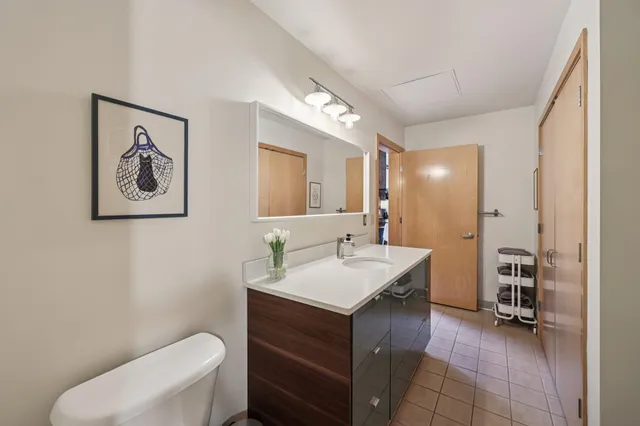 $335,000 | 521 South 7th Street, Unit 411, Minneapolis, MN 55415
