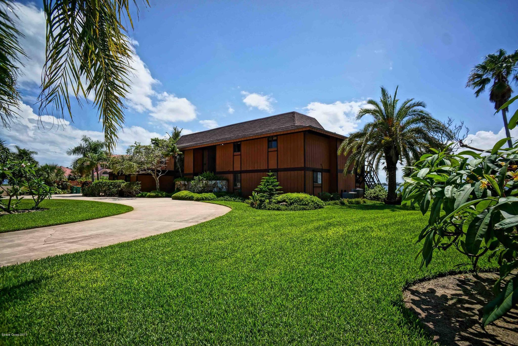72 Country Club Road Cocoa Beach, FL 32931 - Photo 44 of 47 19055084_421080728276911_669147895138496
