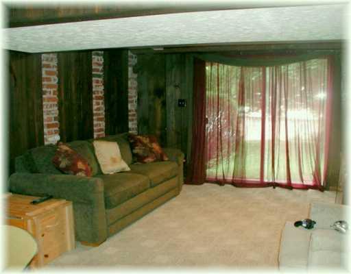 1987 O'Block Road Plum, PA 15239 - Photo 6 of 8 Gallery Image 6