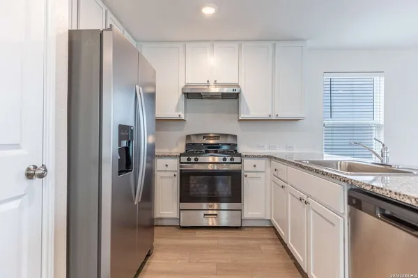 $1,200 | 8124 Nube Medina, San Antonio, TX 78252