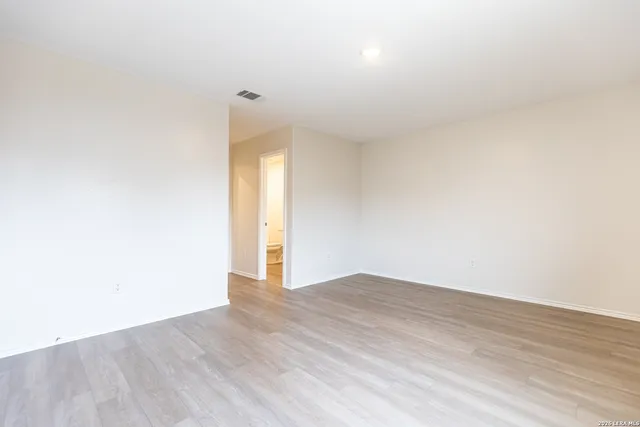 $1,295 | 8124 Nube Medina, San Antonio, TX 78252