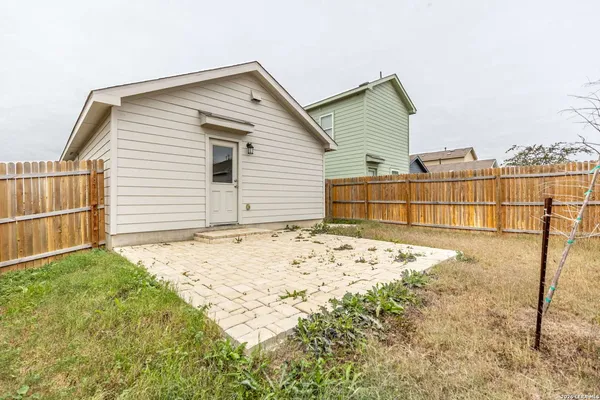 $1,200 | 8124 Nube Medina, San Antonio, TX 78252