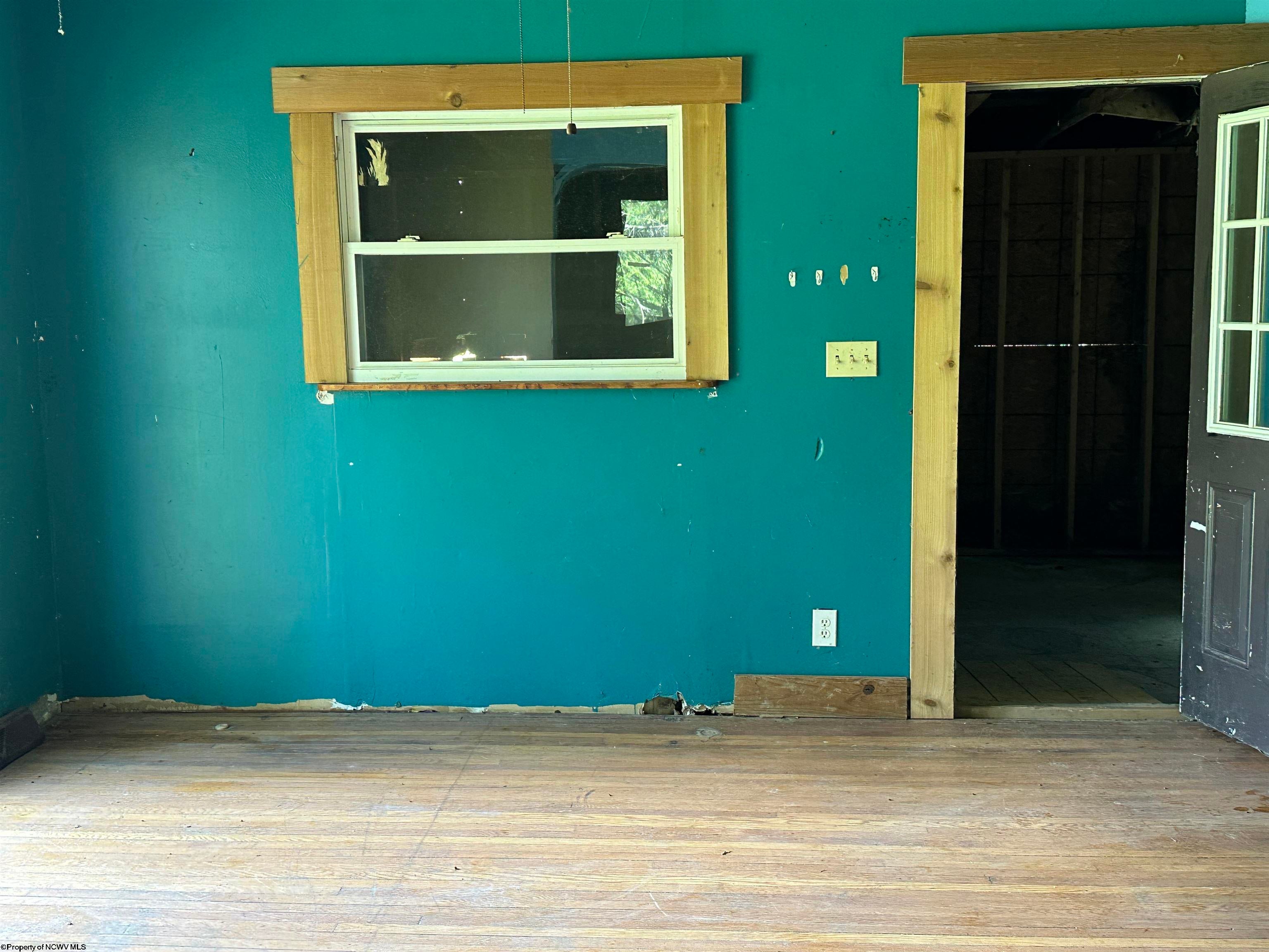 146 Roy Road Grafton, WV 26354 - Photo 6 of 22 Gallery Image 6