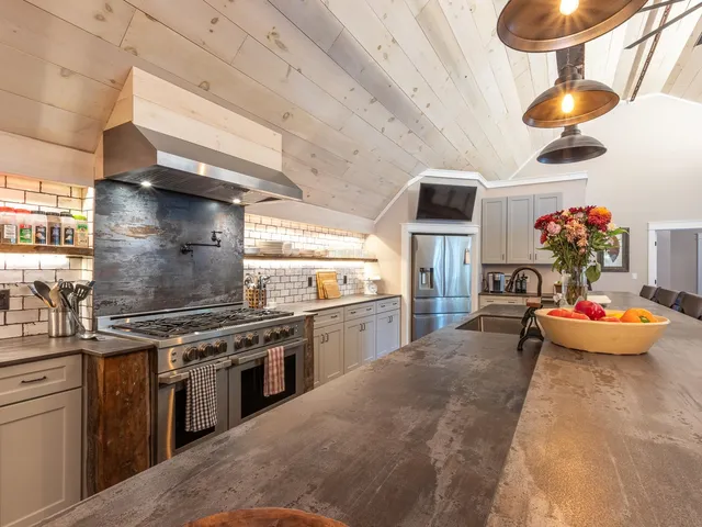 $1,299,000 | 14 Hurricane Road, Westmoreland, NH 03467