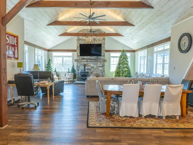 $1,395,000 | 14 Hurricane Road, Westmoreland, NH 03467