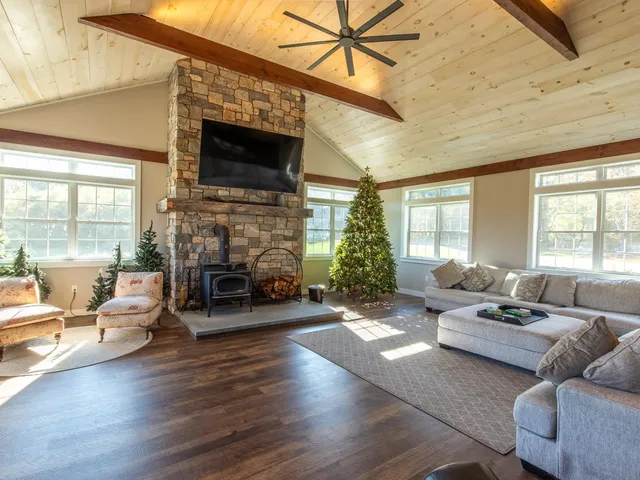 $1,395,000 | 14 Hurricane Road, Westmoreland, NH 03467