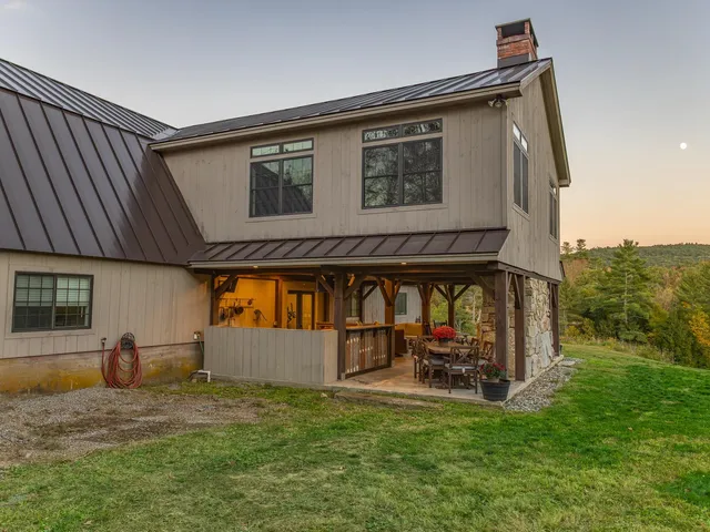 $1,395,000 | 14 Hurricane Road, Westmoreland, NH 03467