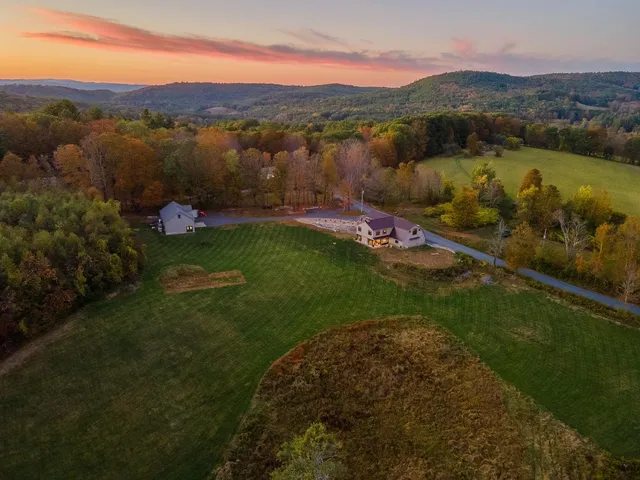 $1,395,000 | 14 Hurricane Road, Westmoreland, NH 03467