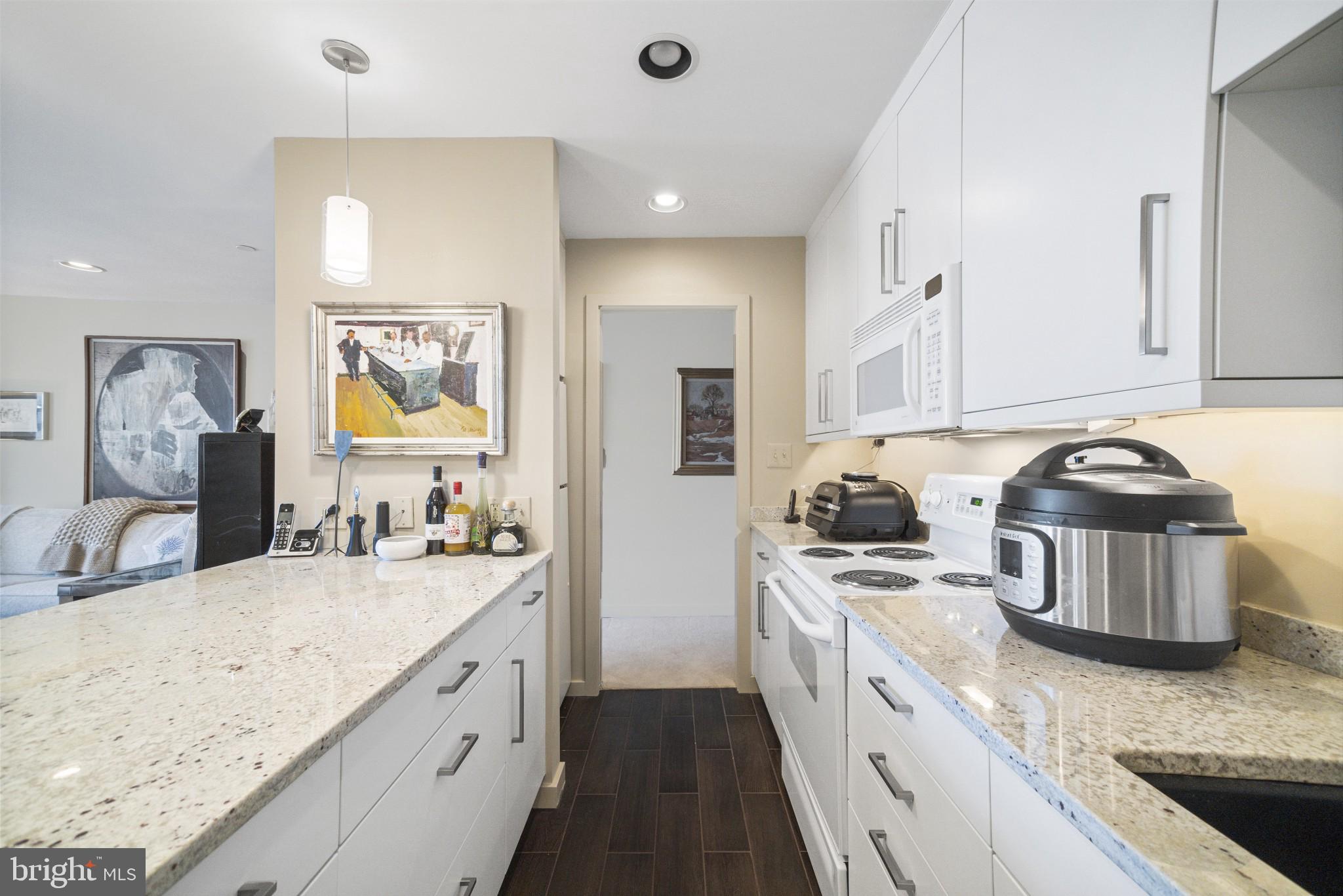 1919 Chestnut Street, Unit 2901/02/24 Philadelphia, PA 19103 - Photo 41 of 52