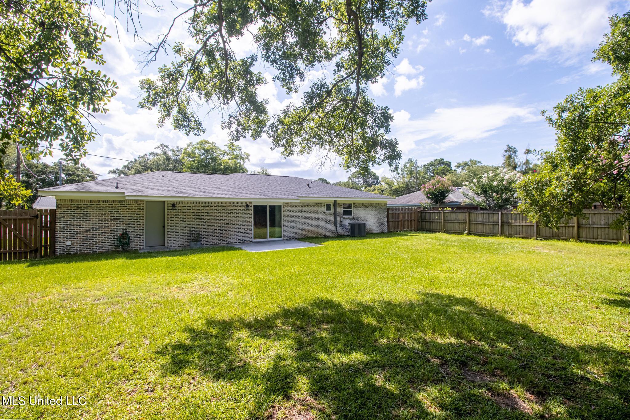 282 Mccool Street Ocean Springs, MS 39564 - Photo 22 of 22 282-31