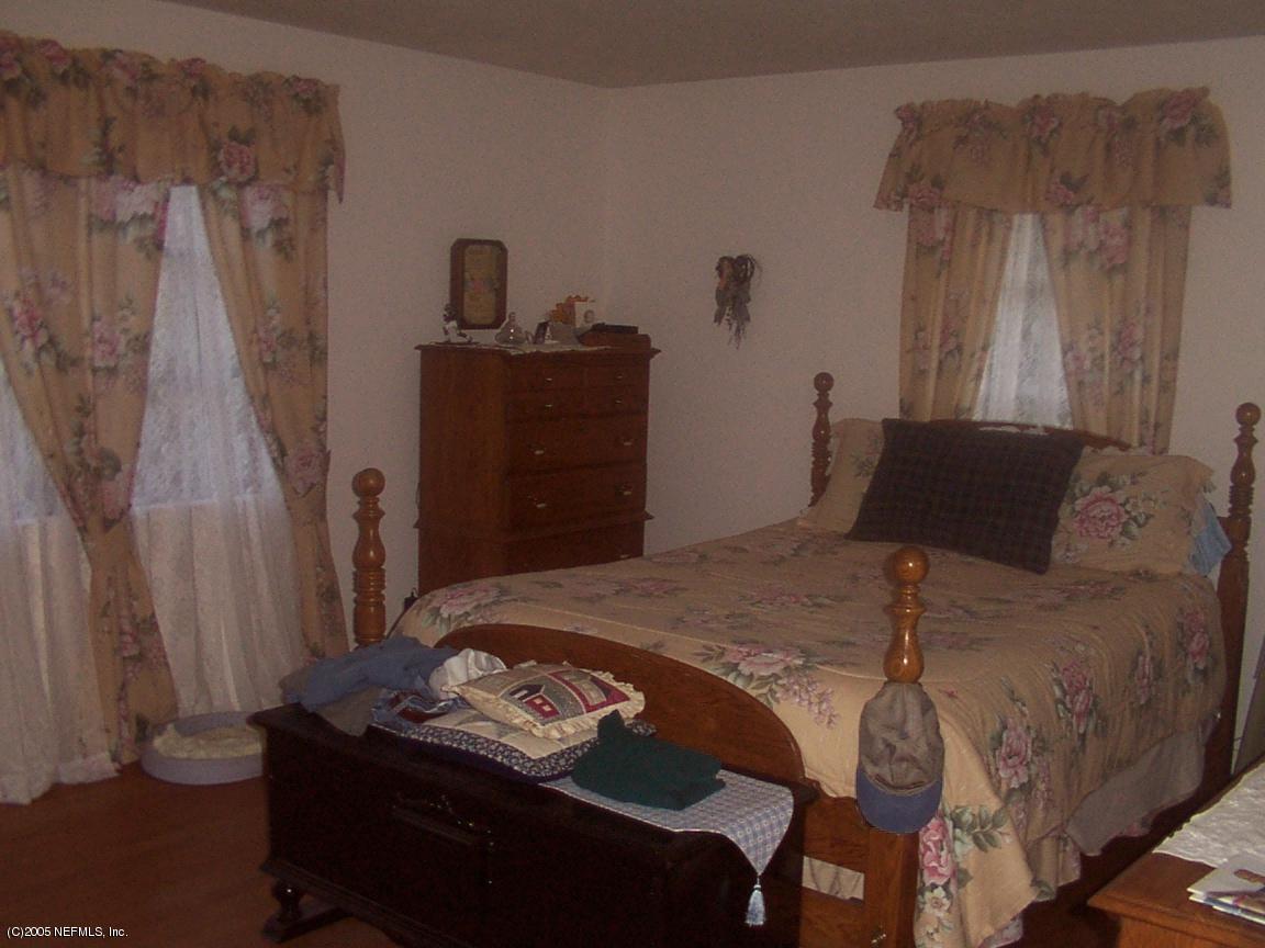 2631 Elbow Road Orange Park, FL 32073 - Photo 11 of 11 MASTERBEDROOM