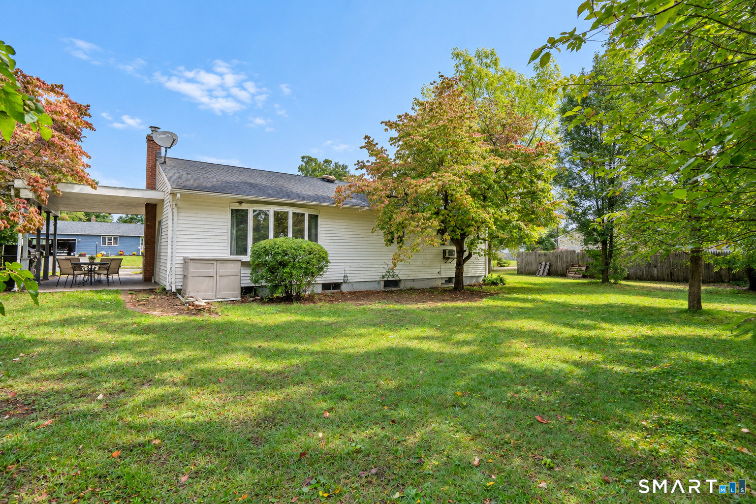 37 Greenwood Road Windsor Locks, CT 06096 - Photo 2 of 29 Gallery Image 2