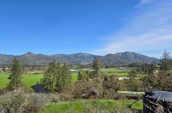 $175,000 | 12726 Water Gap Road, Williams, OR 97544