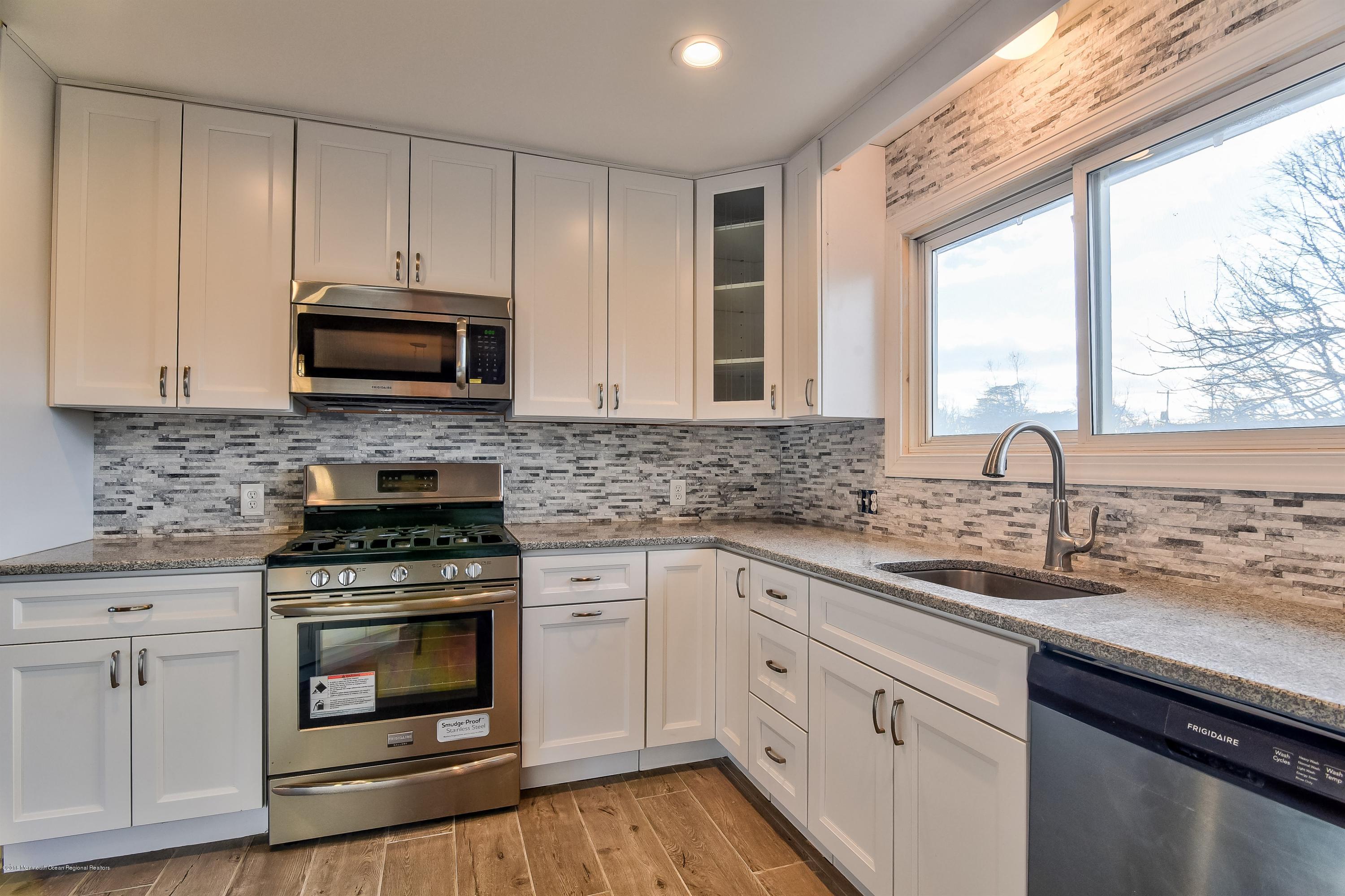 110 Greymoor Road Howell, NJ 07731 - Photo 12 of 26 kit 4