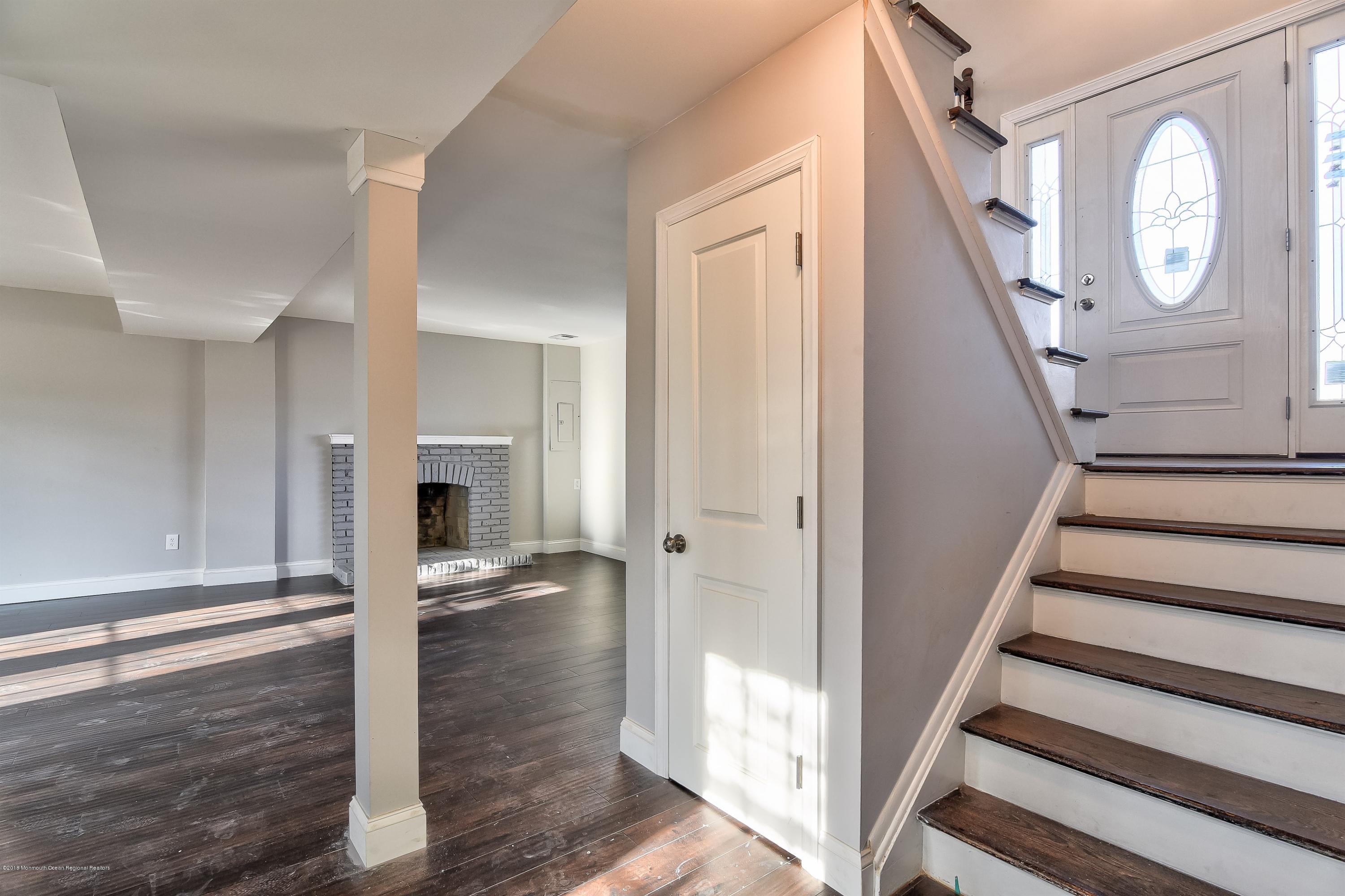 110 Greymoor Road Howell, NJ 07731 - Photo 15 of 26 foyer family room