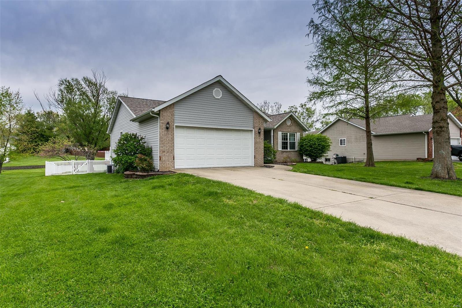 520 Copper Bend Road Maryville, IL 62062 - Photo 33 of 36 Gallery Image 33