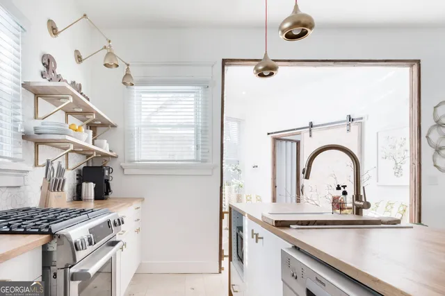 $3,250 | 449 Greenwood Avenue Northeast, Unit 2, Atlanta, GA 30308