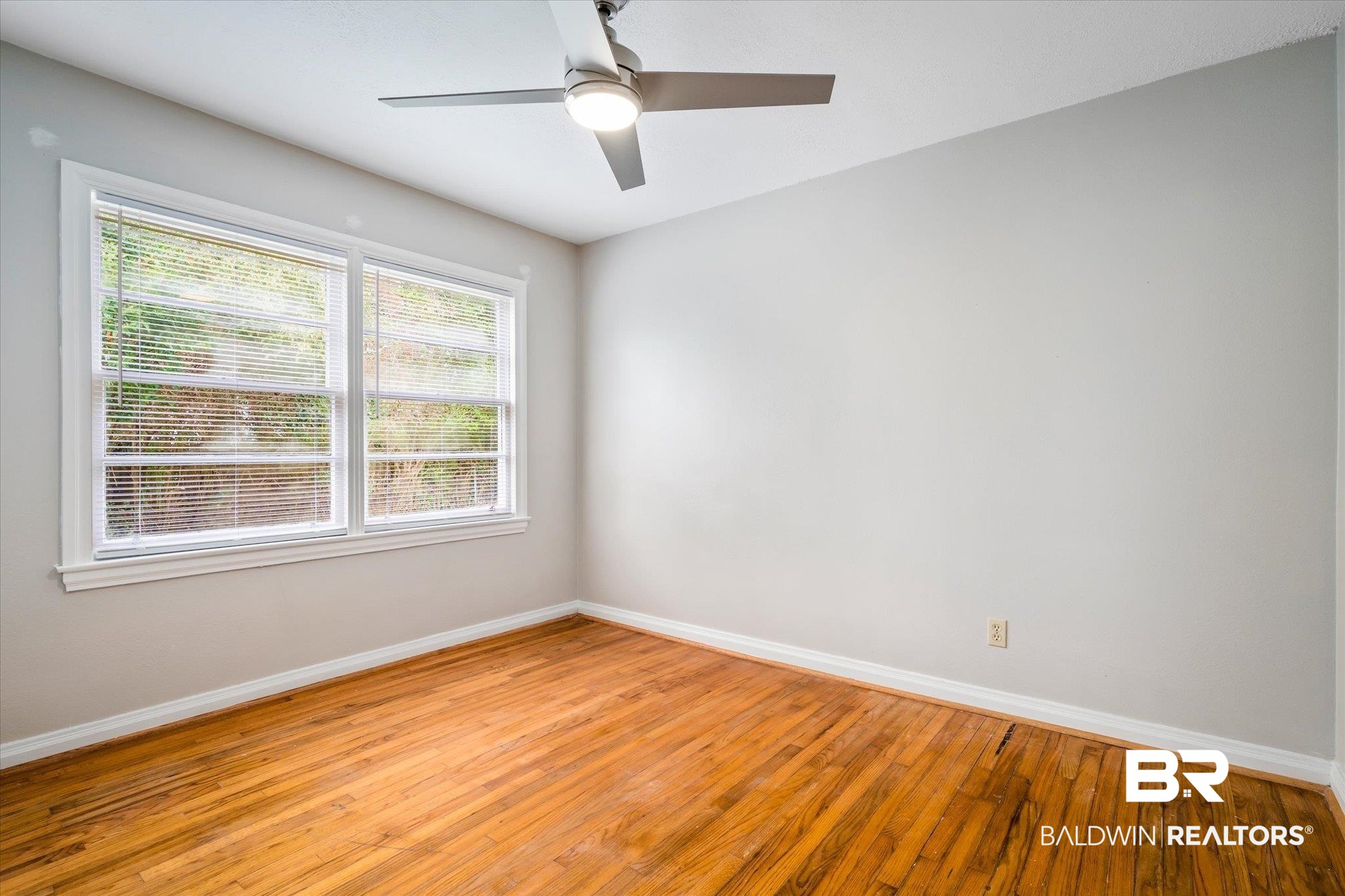 129 Shell Rd Place Mobile, AL 36607 - Photo 14 of 22