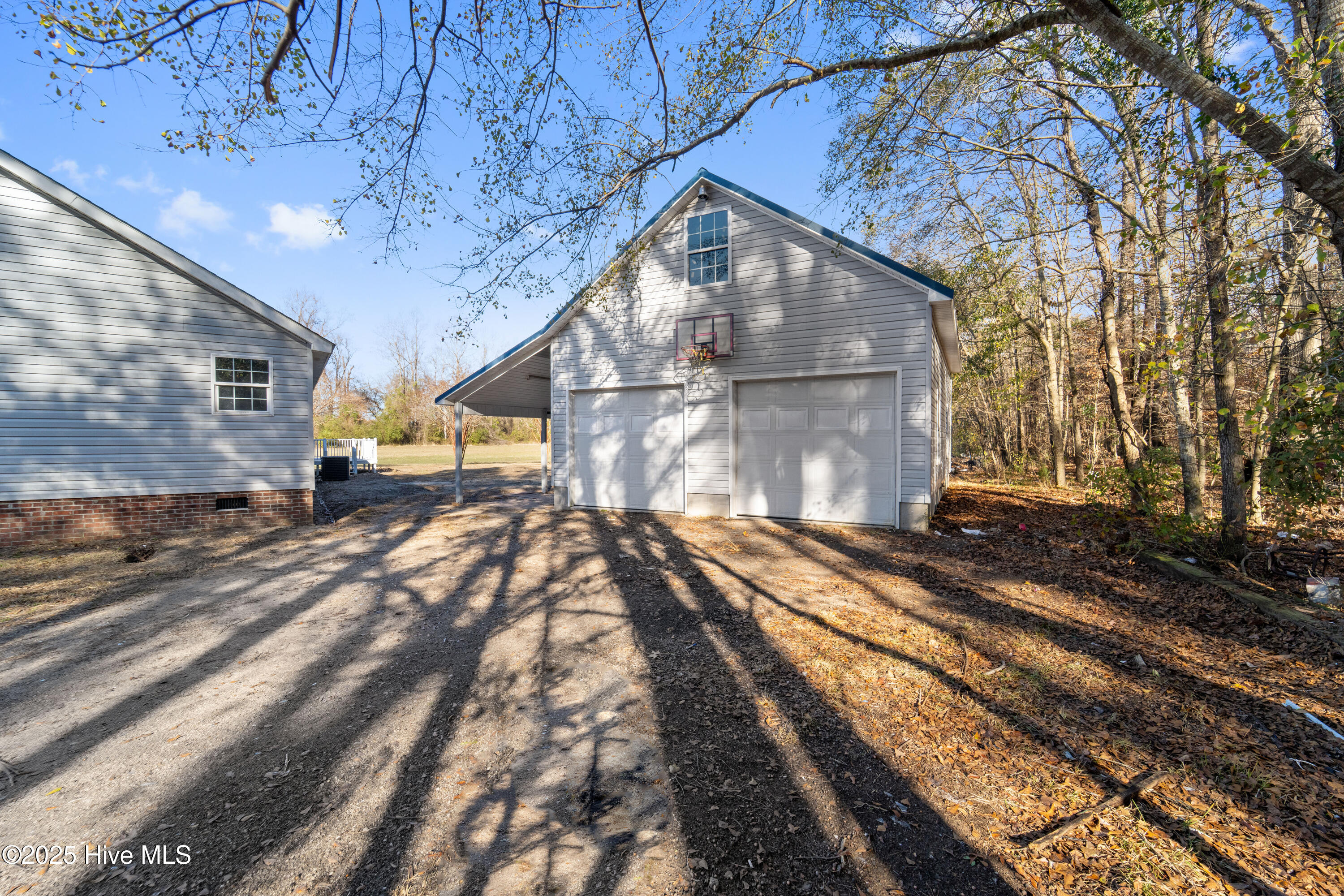 331 Dover Road Cove City, NC 28523 - Photo 4 of 35 DSC01300