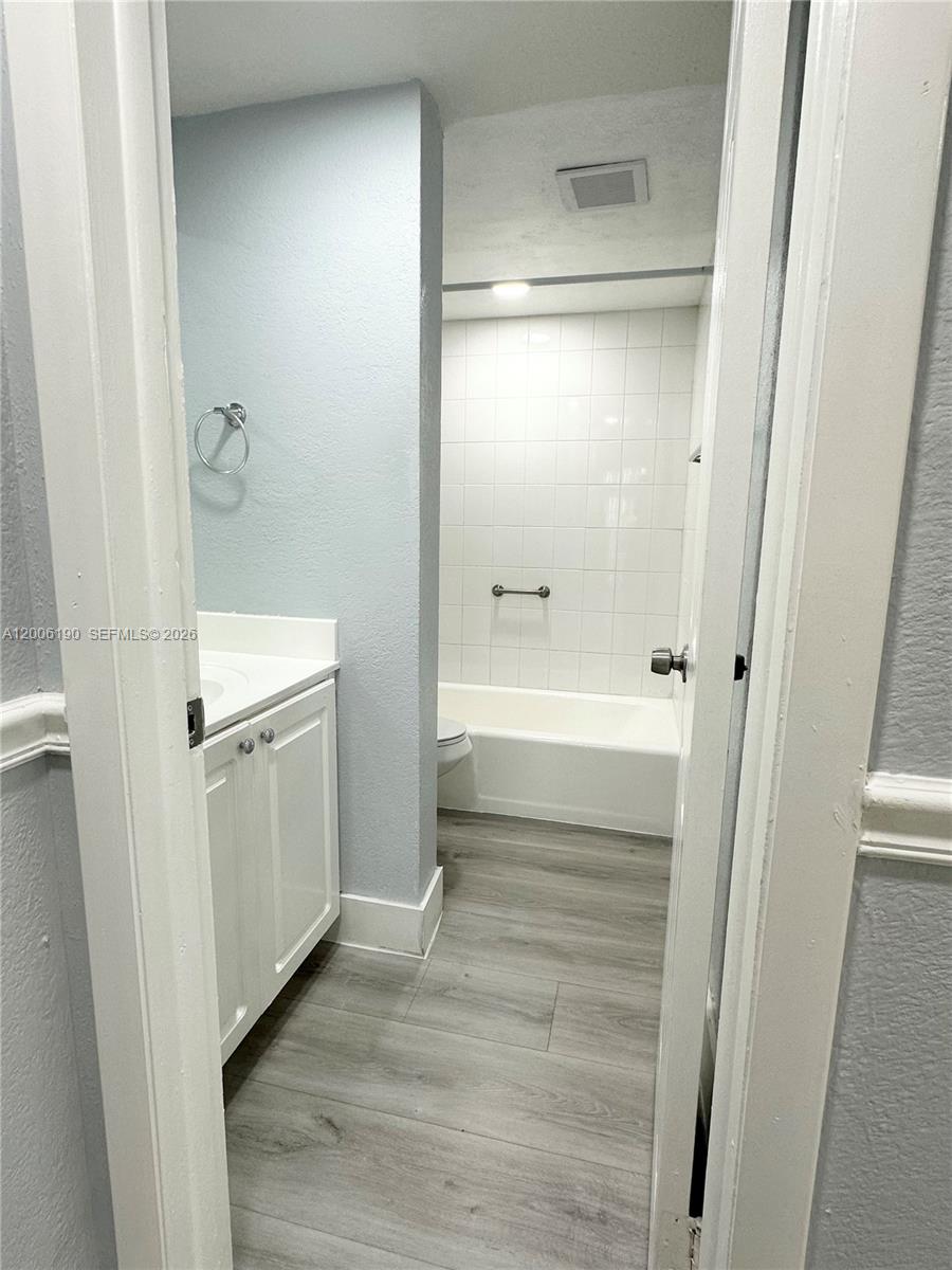 9403-9405 Southwest 76th Street, Unit Y32 Miami, FL 33173 - Photo 9 of 13