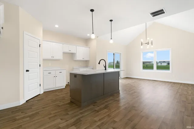 $384,900 | 4841 Whittlebury Drive, Fort Wayne, IN 46818