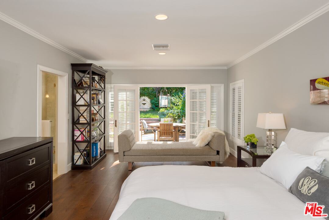 12424 Sunset Boulevard Los Angeles, CA 90049 - Photo 24 of 48