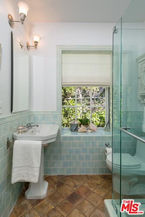 12424 Sunset Boulevard Los Angeles, CA 90049 - Photo 31 of 48