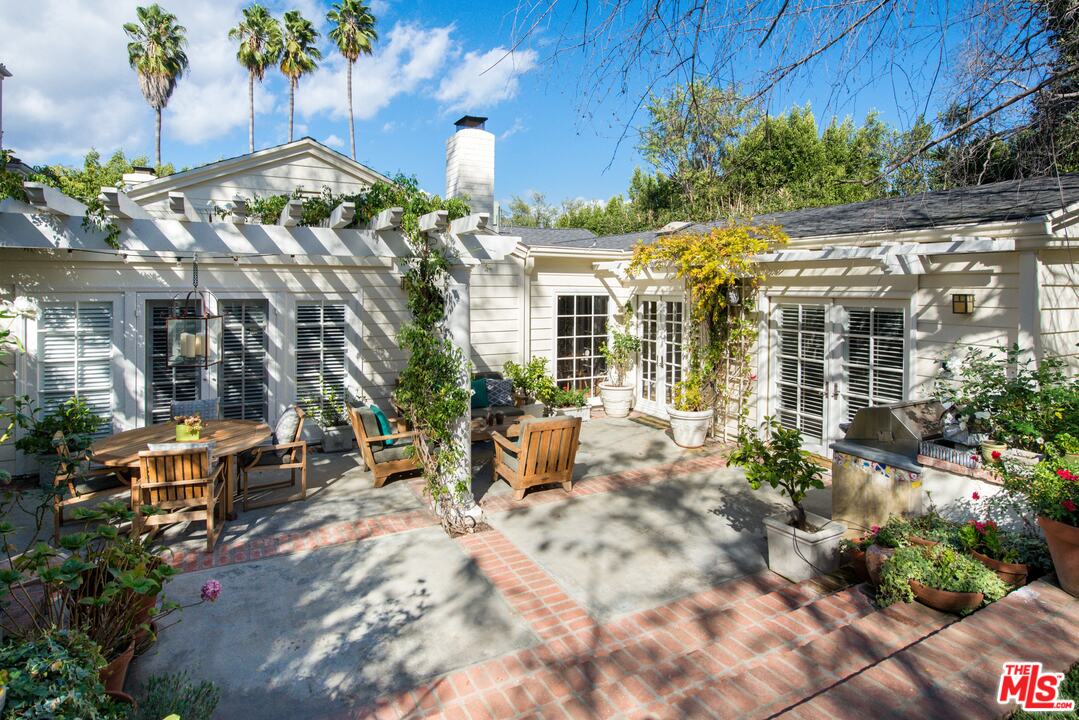 12424 Sunset Boulevard Los Angeles, CA 90049 - Photo 38 of 48