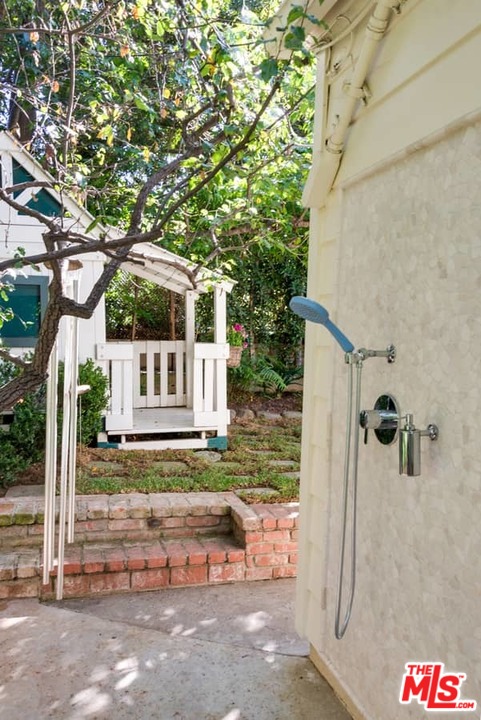 12424 Sunset Boulevard Los Angeles, CA 90049 - Photo 45 of 48