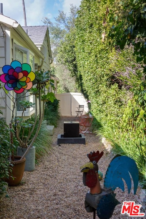 12424 Sunset Boulevard Los Angeles, CA 90049 - Photo 46 of 48