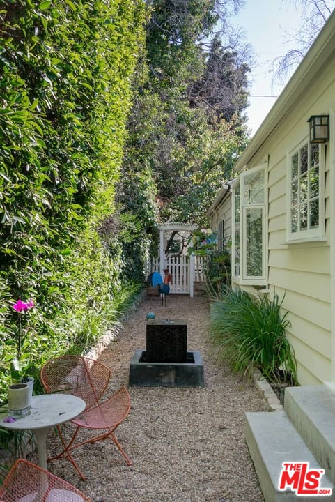 12424 Sunset Boulevard Los Angeles, CA 90049 - Photo 48 of 48