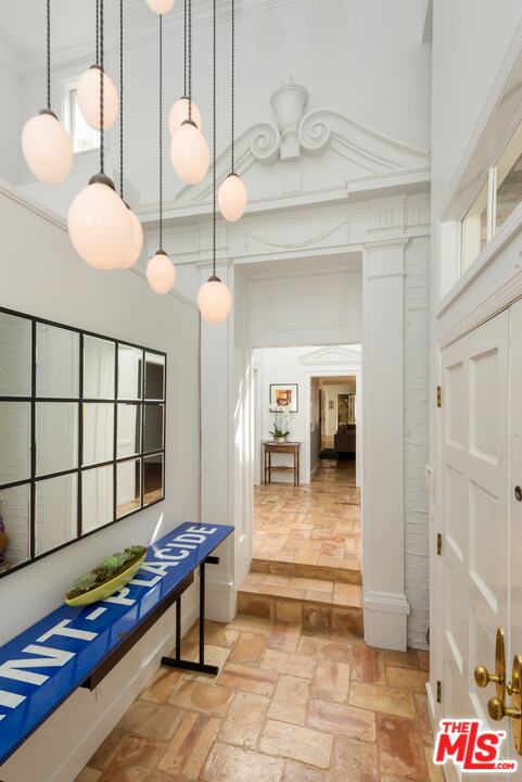 12424 Sunset Boulevard Los Angeles, CA 90049 - Photo 7 of 48