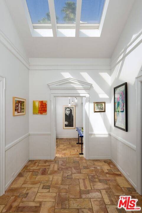 12424 Sunset Boulevard Los Angeles, CA 90049 - Photo 8 of 48