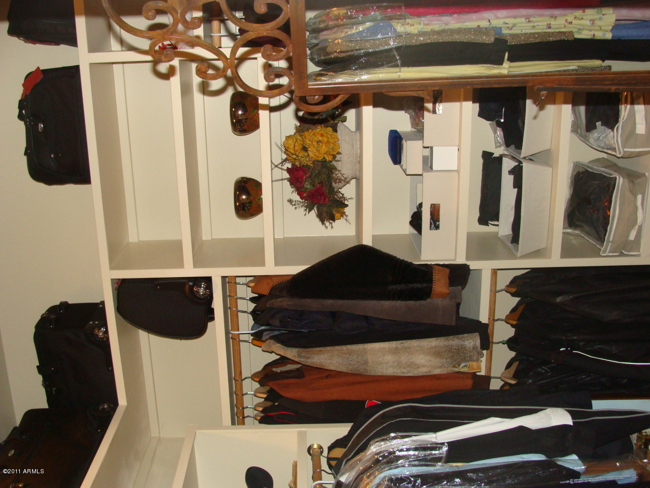 1720 West Irvine Road Phoenix, AZ 85086 - Photo 21 of 35 Master closet 1