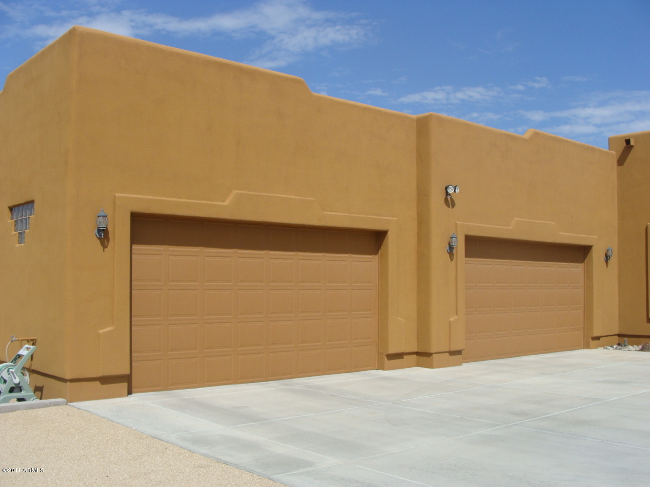 1720 West Irvine Road Phoenix, AZ 85086 - Photo 3 of 35 Four Car Garage