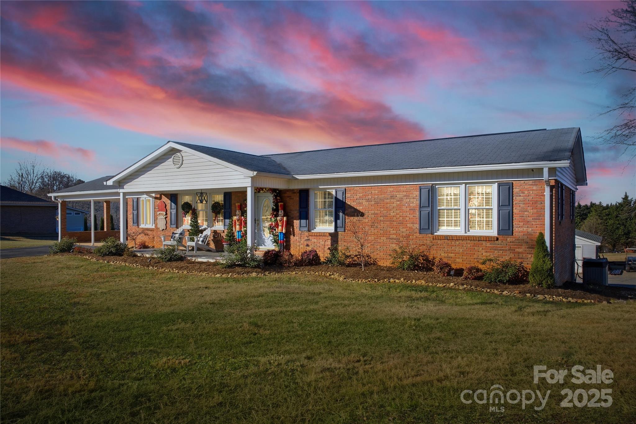 1400 Dry Ponds Road Granite Falls, NC 28630 - Photo 5 of 36