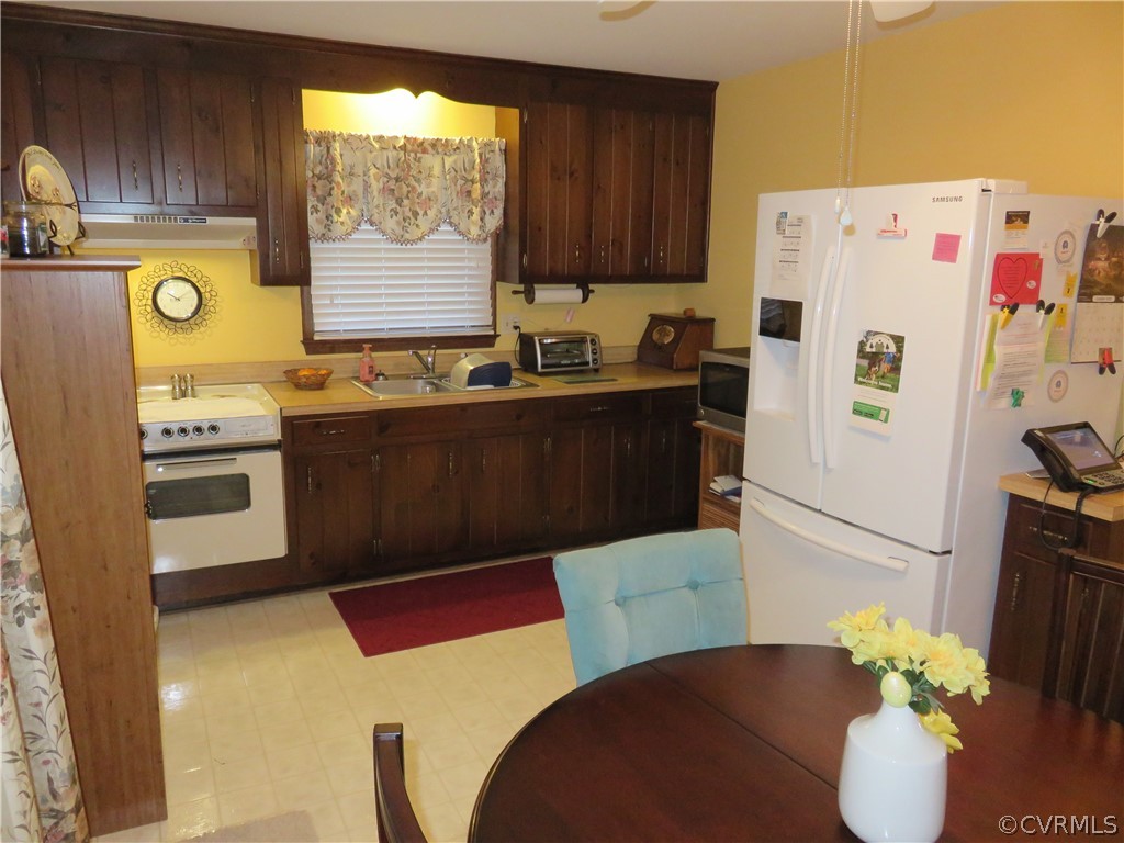 4251 Laurel Oak Road North Chesterfield, VA 23237 - Photo 18 of 29 Gallery Image 18