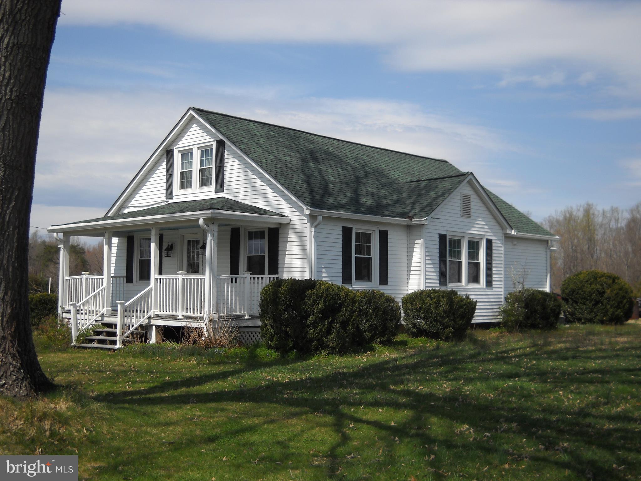 5096 Sumerduck Road Sumerduck, VA 22742 - Photo 2 of 35 SIDE PORCH AND REAR