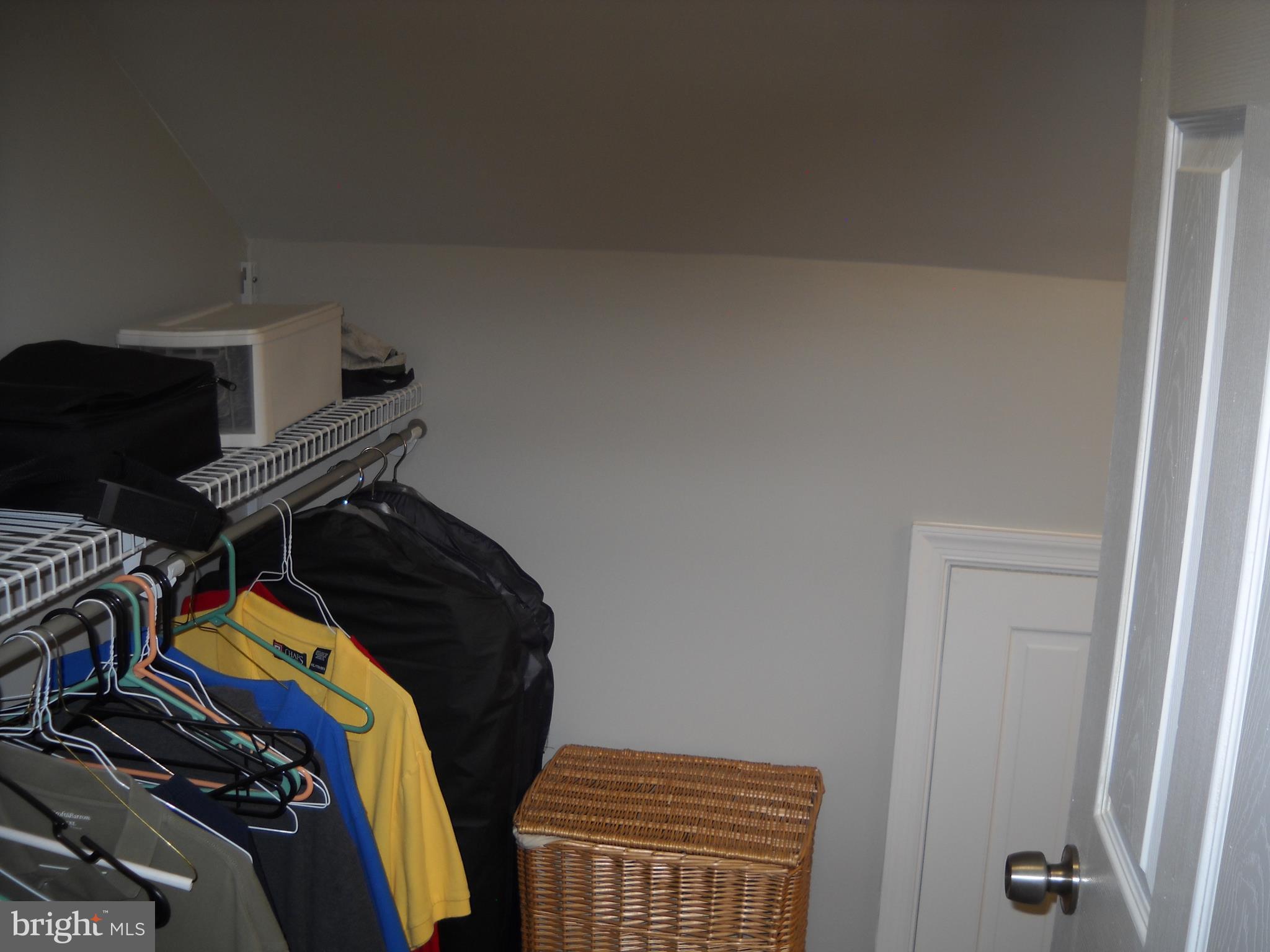 5096 Sumerduck Road Sumerduck, VA 22742 - Photo 14 of 35 WALK-IN CLOSET MASTER